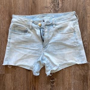 American Eagle Super Super Stretch Hi-Rise Shortie